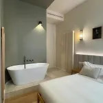Cà Bèla - Mercadante 3* Milano
